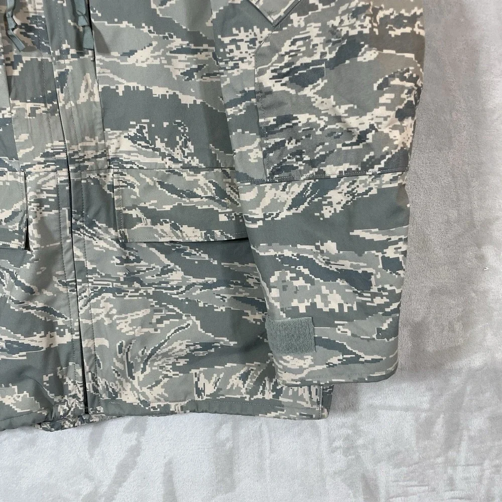 US Air Force Parka APECS All Purpose Environmental  Tiger Stripe Medium Regular